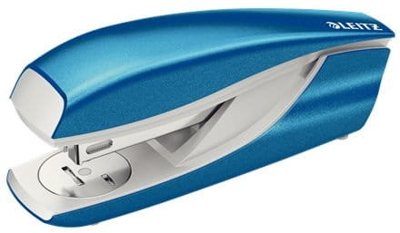 Zszywacz Leitz 5502 30 kartek Metaliczny Niebieski