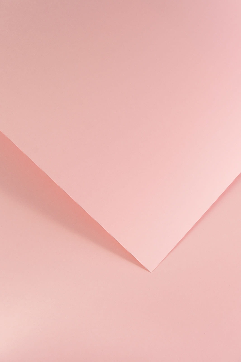 Papier Ozdobny Gładki Pudrowy Róż Pastelowy satynowany 210g /20 arkuszy/ 205502 Galeria Papieru