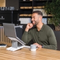 	Podstawka Pod Laptopa Breita Fellowes Biała Z Regulacją 100016559